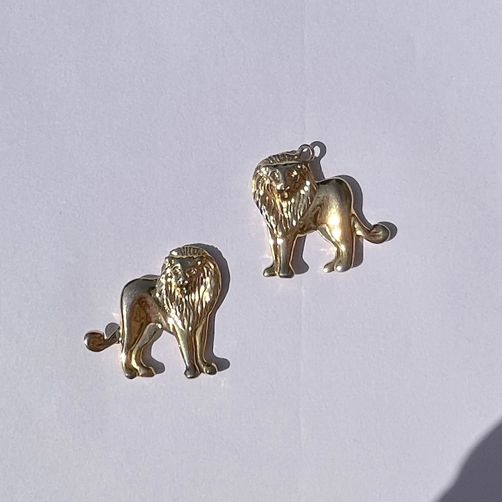 Gold Lion Pendant